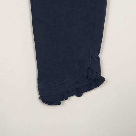 MAWA1 - Peekaboo Beans black leggings with ruffles at ankles. Size 10 🍁