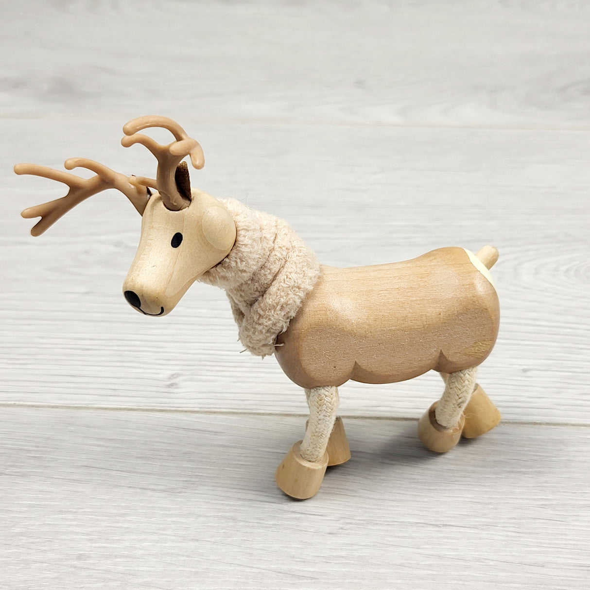 MAWA1 - Animalz wooden poseable animals - price is piece. Retail new for $30 each