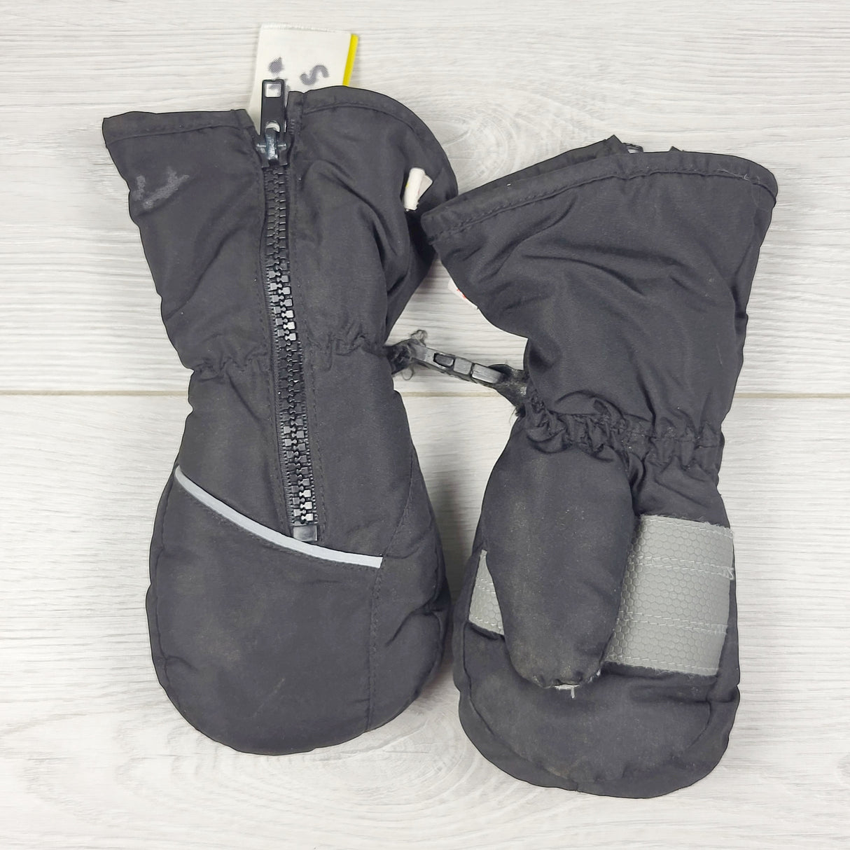 KLJ3 - Hot Paws black fleece lined mittens. Size 2/3T