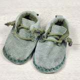 ECRS2 - Royal Duckling shoes. Size like a 3/4 (infant)