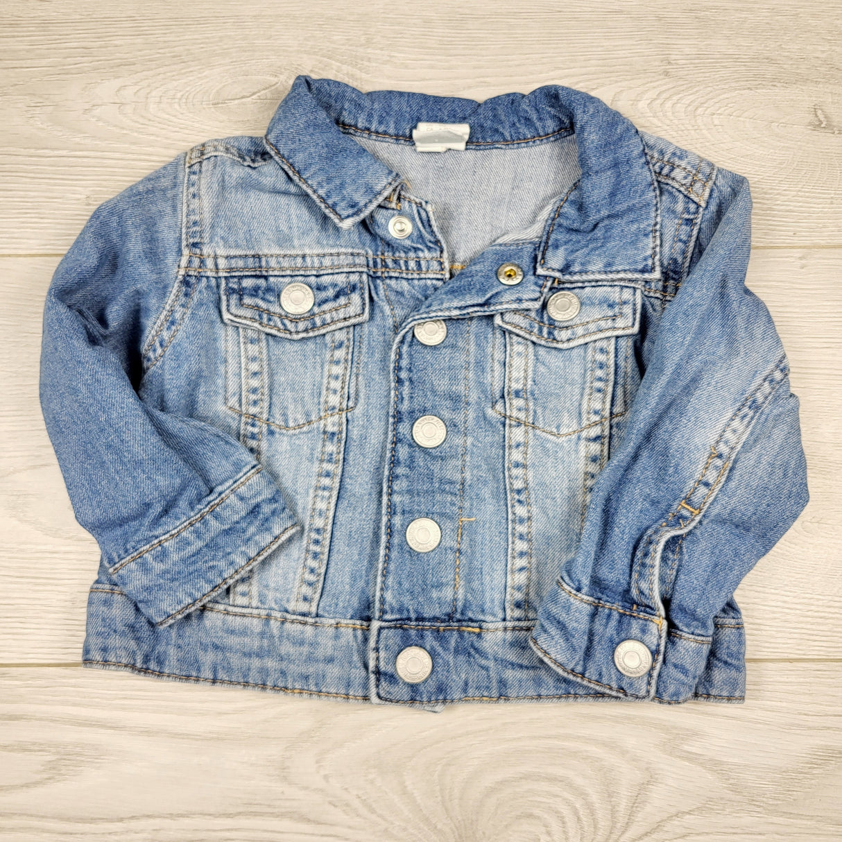 ECRS2 - H and M snap button jean jacket. Size 6-9 months