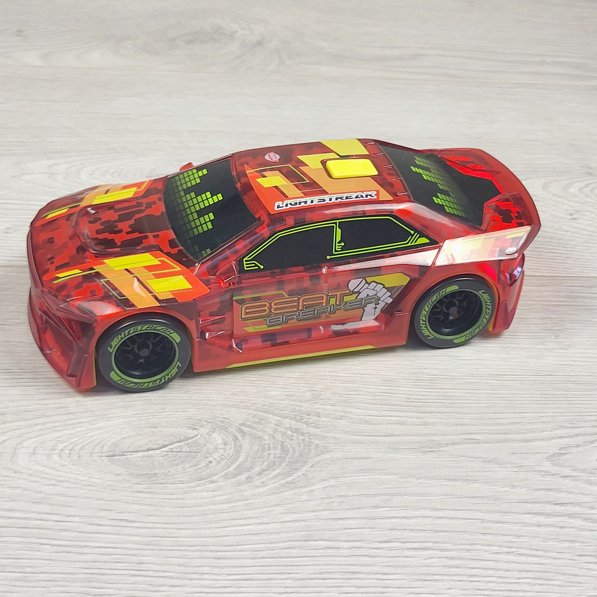 JLSN2 - Dickie Beat Breaker Car