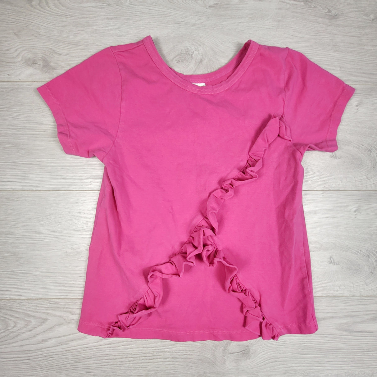 MAWA2 - Peekaboo Beans pink t-shirt with ruffles. Size 10 🍁