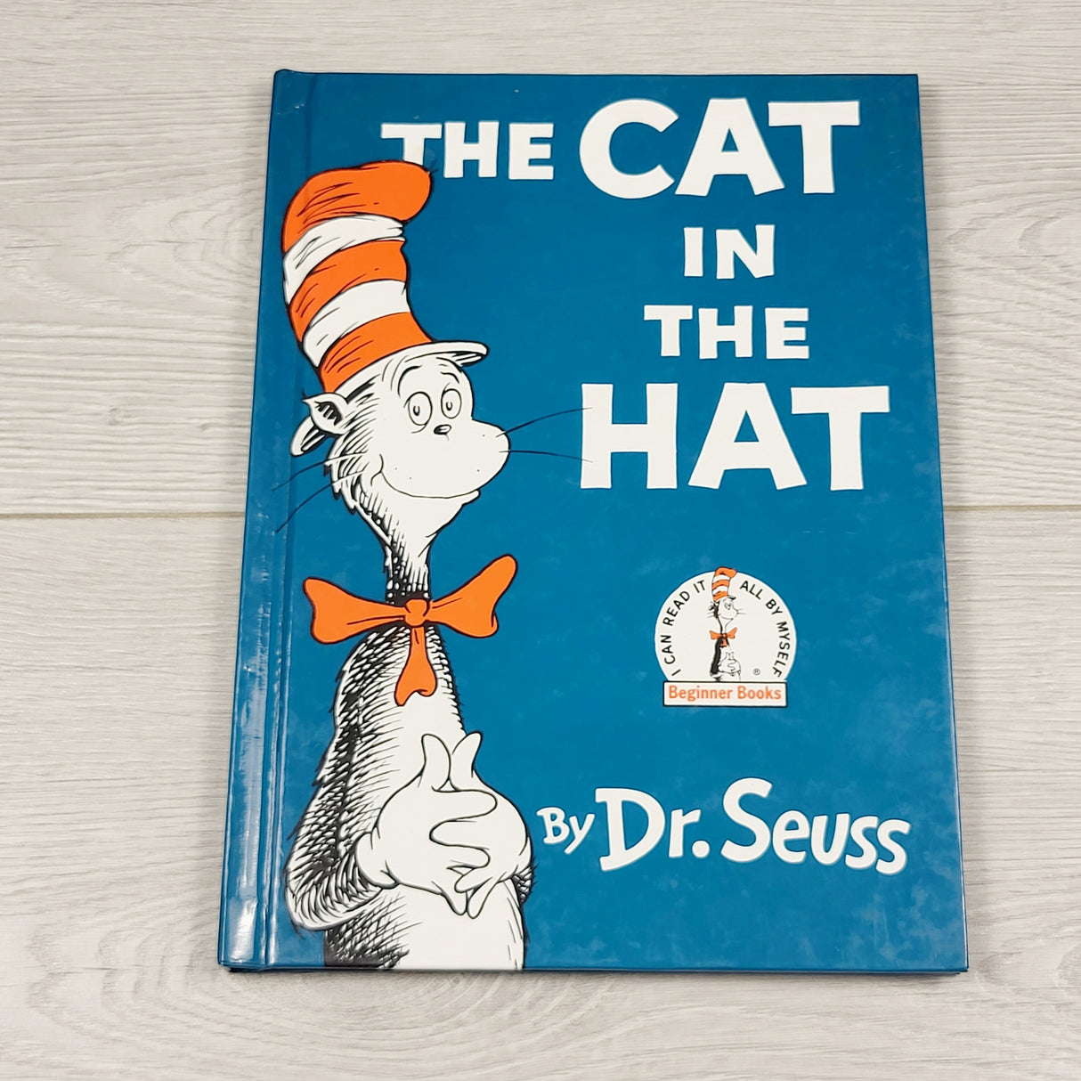 DMKY2 - The Cat in the Hat. Hardcover book