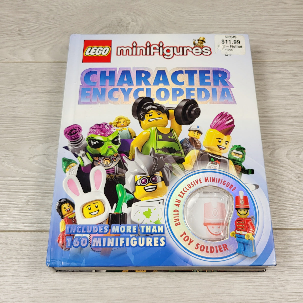 JLSN22 - LEGO Minifigures Character Encylopedia (sorry,no shipping)