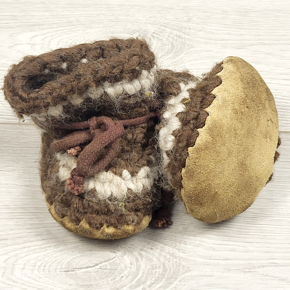 CCAM1 - Dark brown Padraig slippers. Measure as 3-6 months 🍁