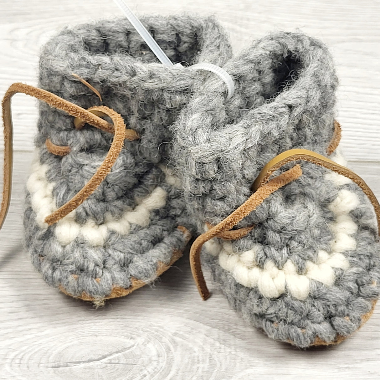 CCAM1 - Light grey Padraig slippers. Measure as 0-3 months