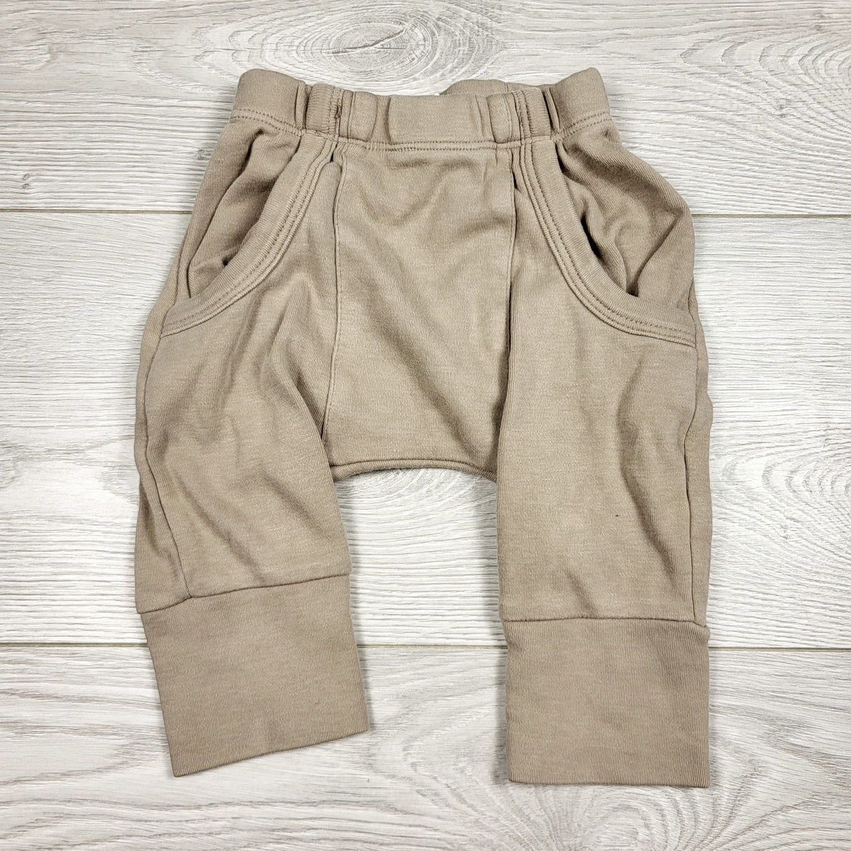 CCAM1 - Kate Quinn light brown cotton pants. Size 0-3 months