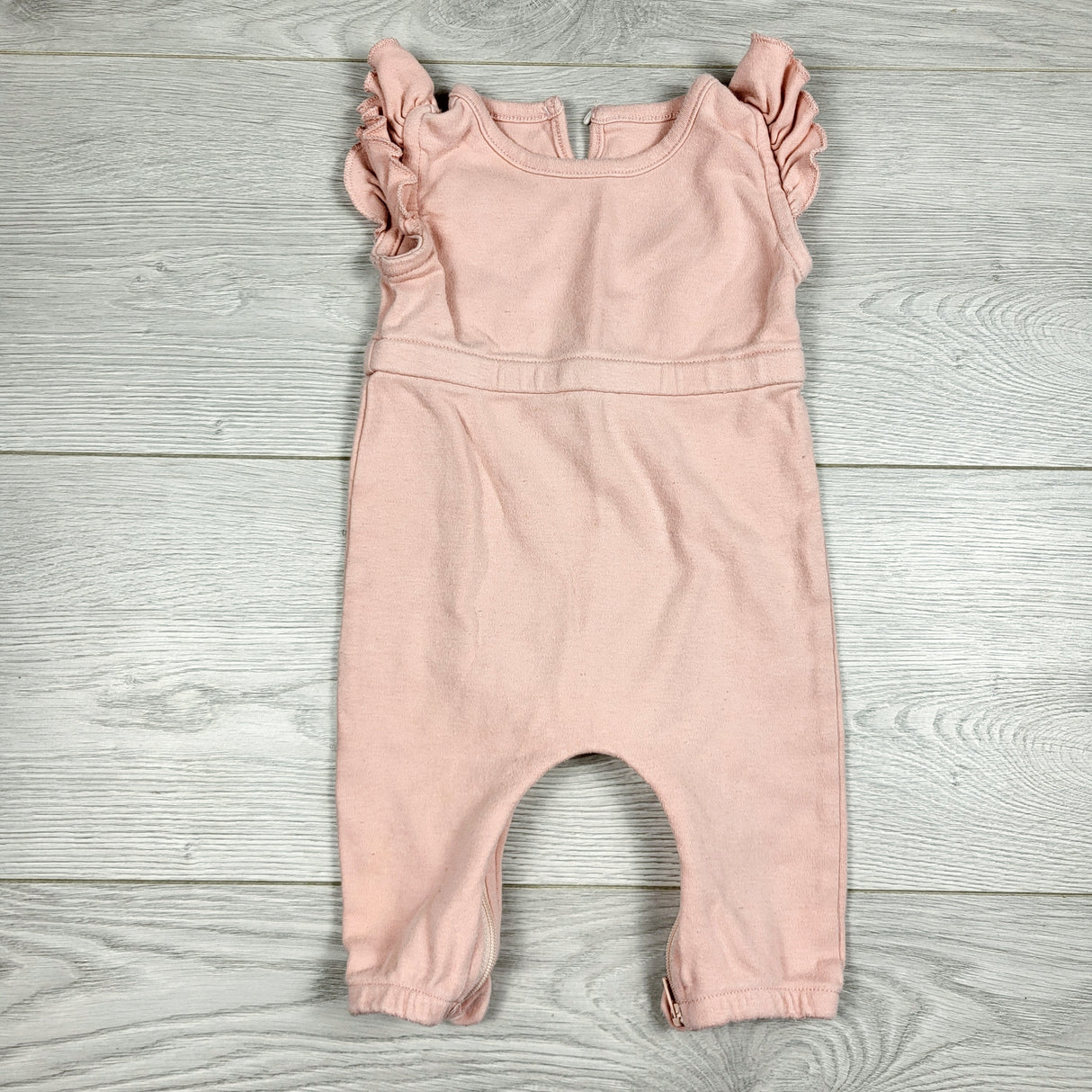 CCAM1 - Silkberry pink cotton romper. Newborn size