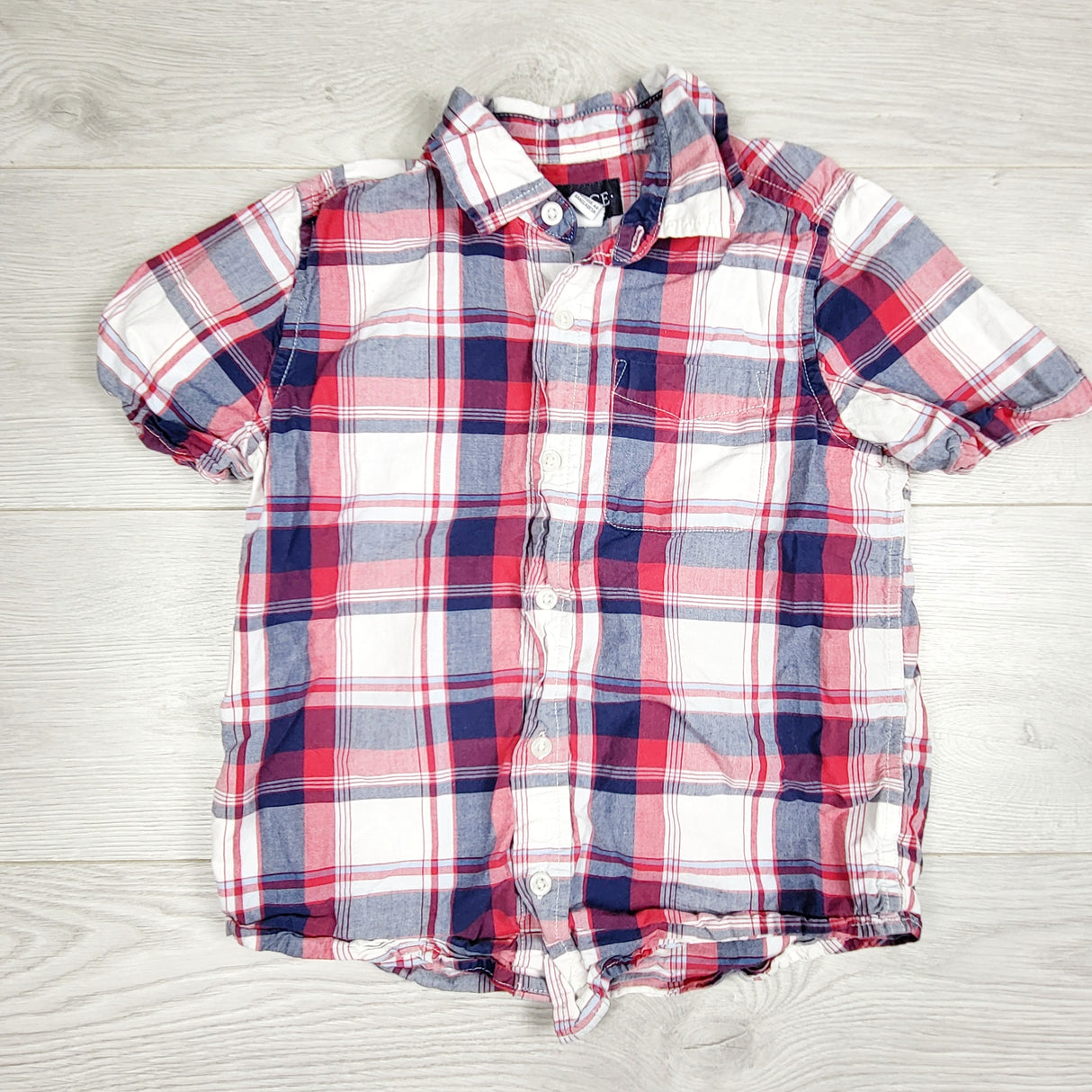 JGAL11 - Children's Place plaid button down shirt. Size 7/8