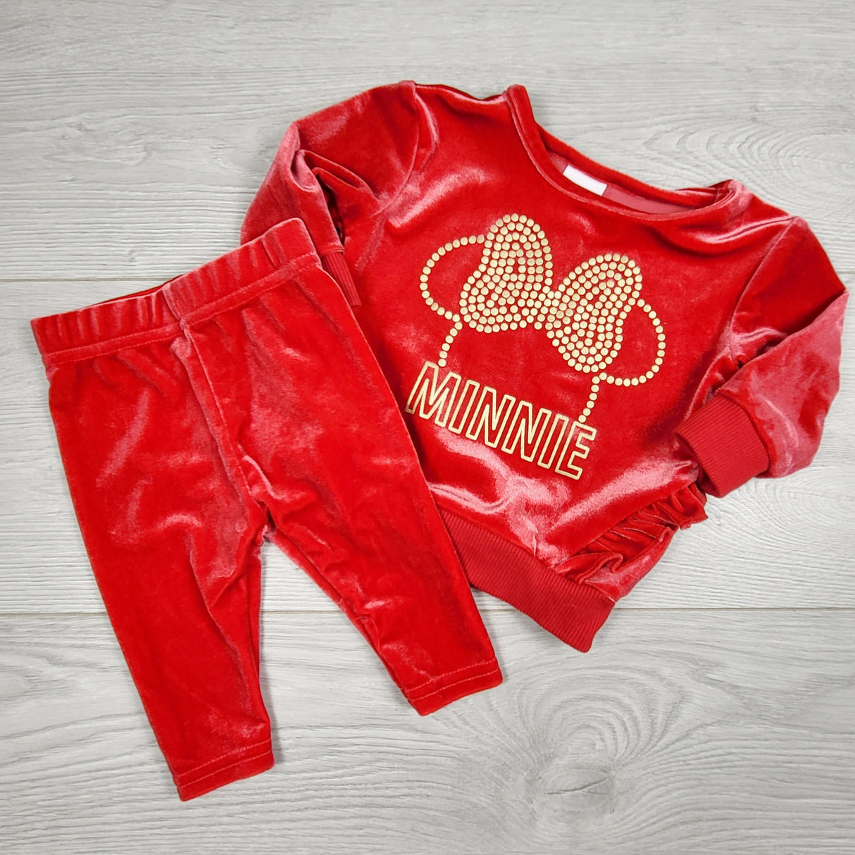 CHSP2 - Disney Baby red velvet 2pc Minnie Mouse set. Size 0-3 months