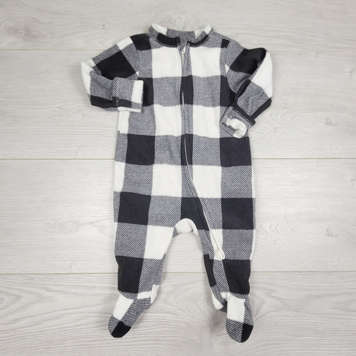 CHSP22 - Old Navy black buffalo plaid zippered fleece sleeper. Size 0-3 months