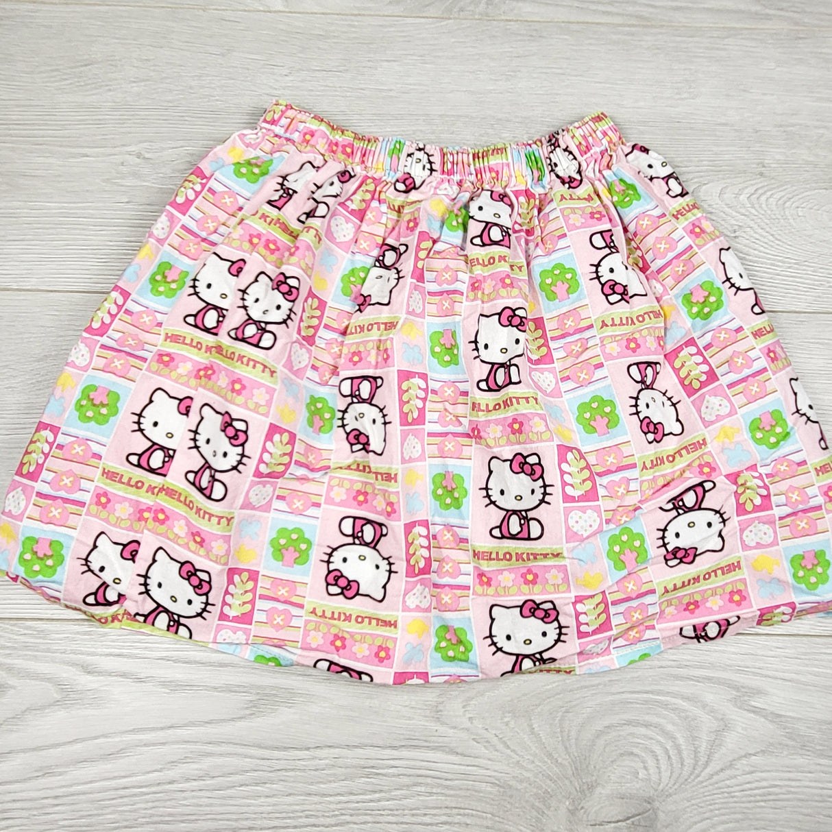 KTBL1 - Handmade Hello Kitty skirt. Approx size 6/7