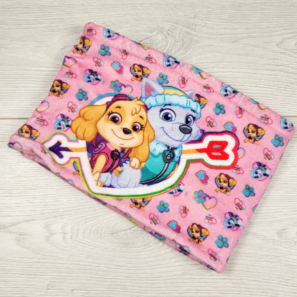 ALWE44 - Paw Patrol plush neck warmer