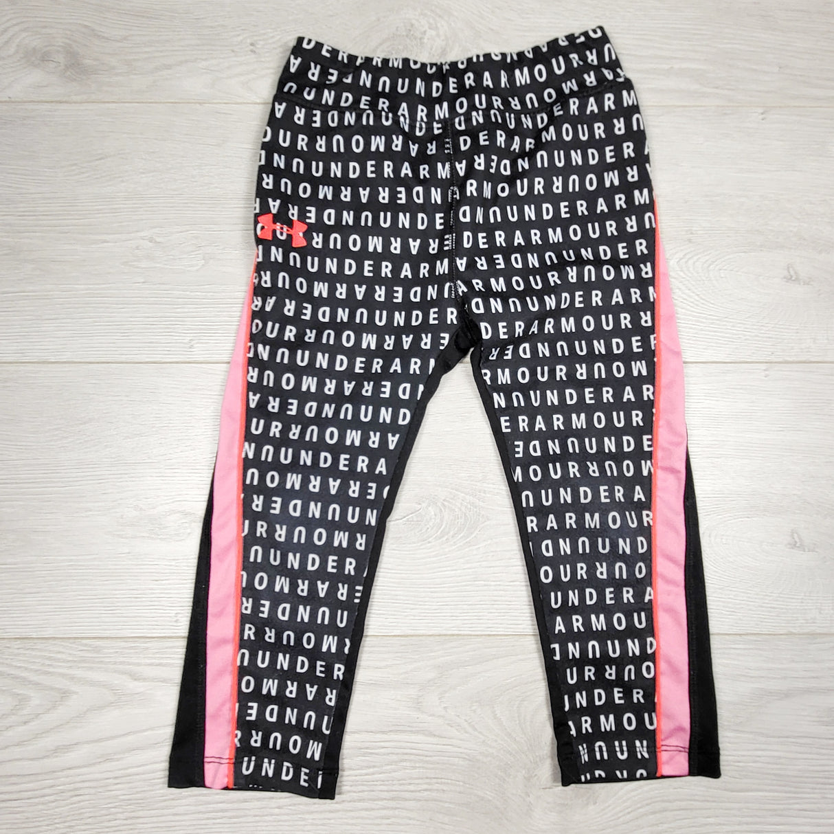MHAN1 - Under Armour black active leggings. Size 6