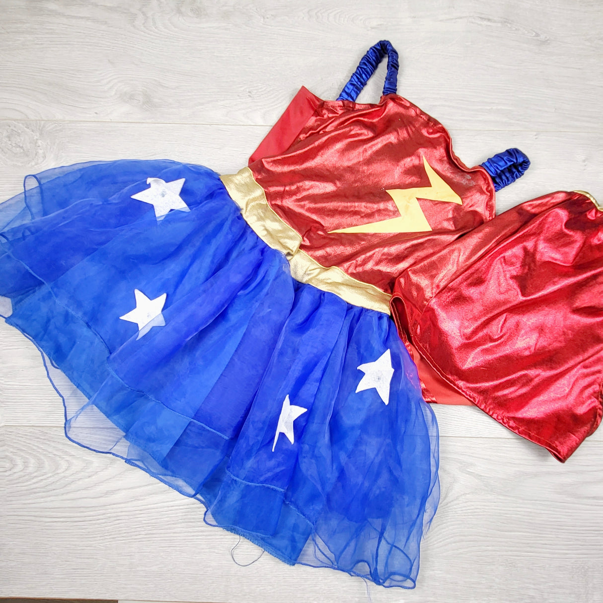 GFST1 - Super Hero costume. Size 8-10 Years