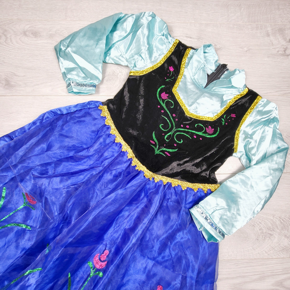 GFST1 - Anna costume. Size 8-10 Years