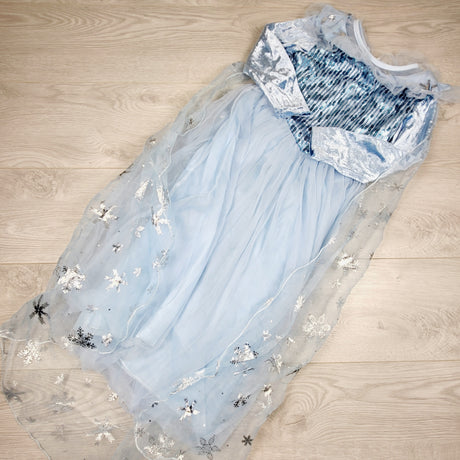 GFST1 - Elsa style costume. Size 8-10 Years