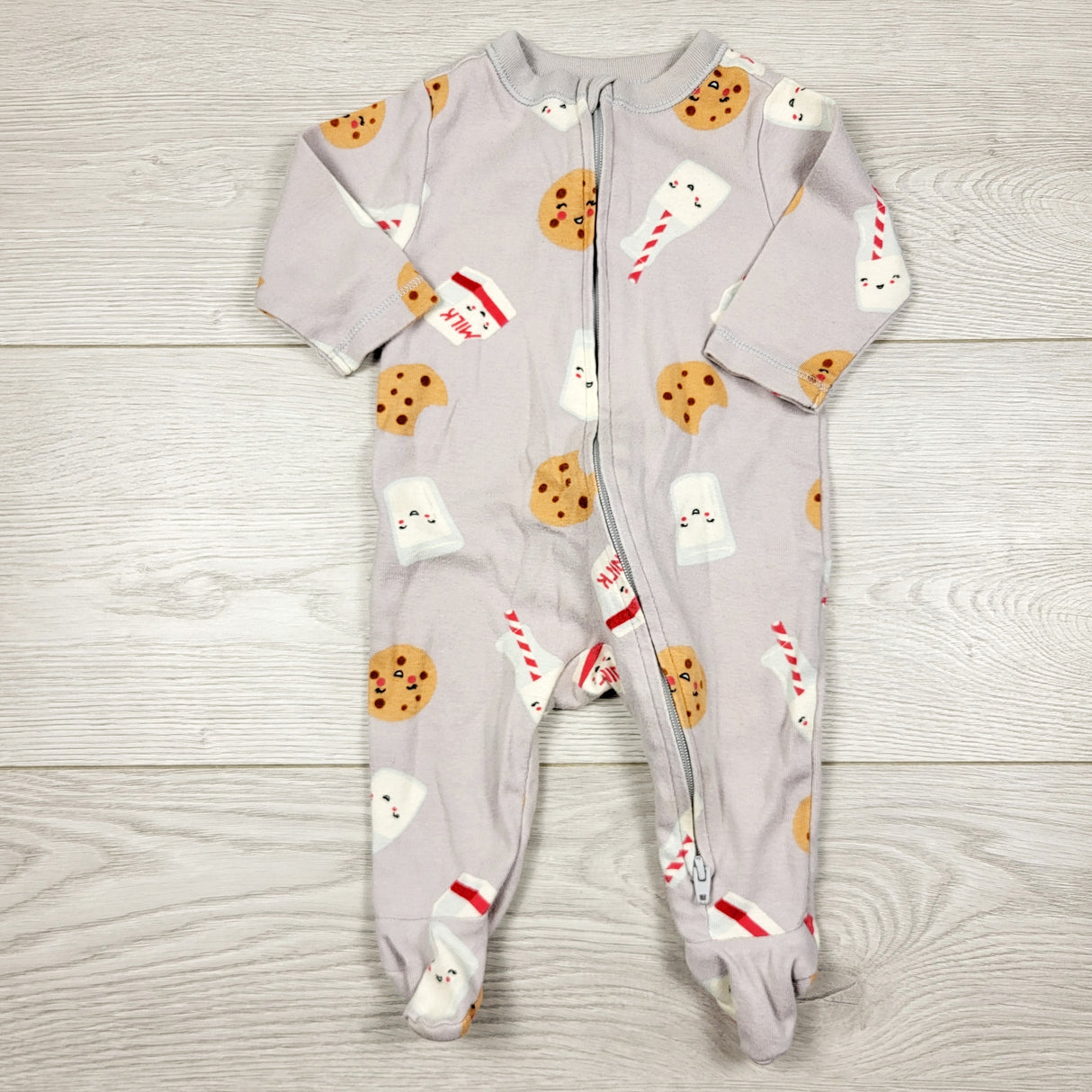 MASO2 - Old Navy grey zippered cotton sleeper with milk and cookies. Size 0-3 months