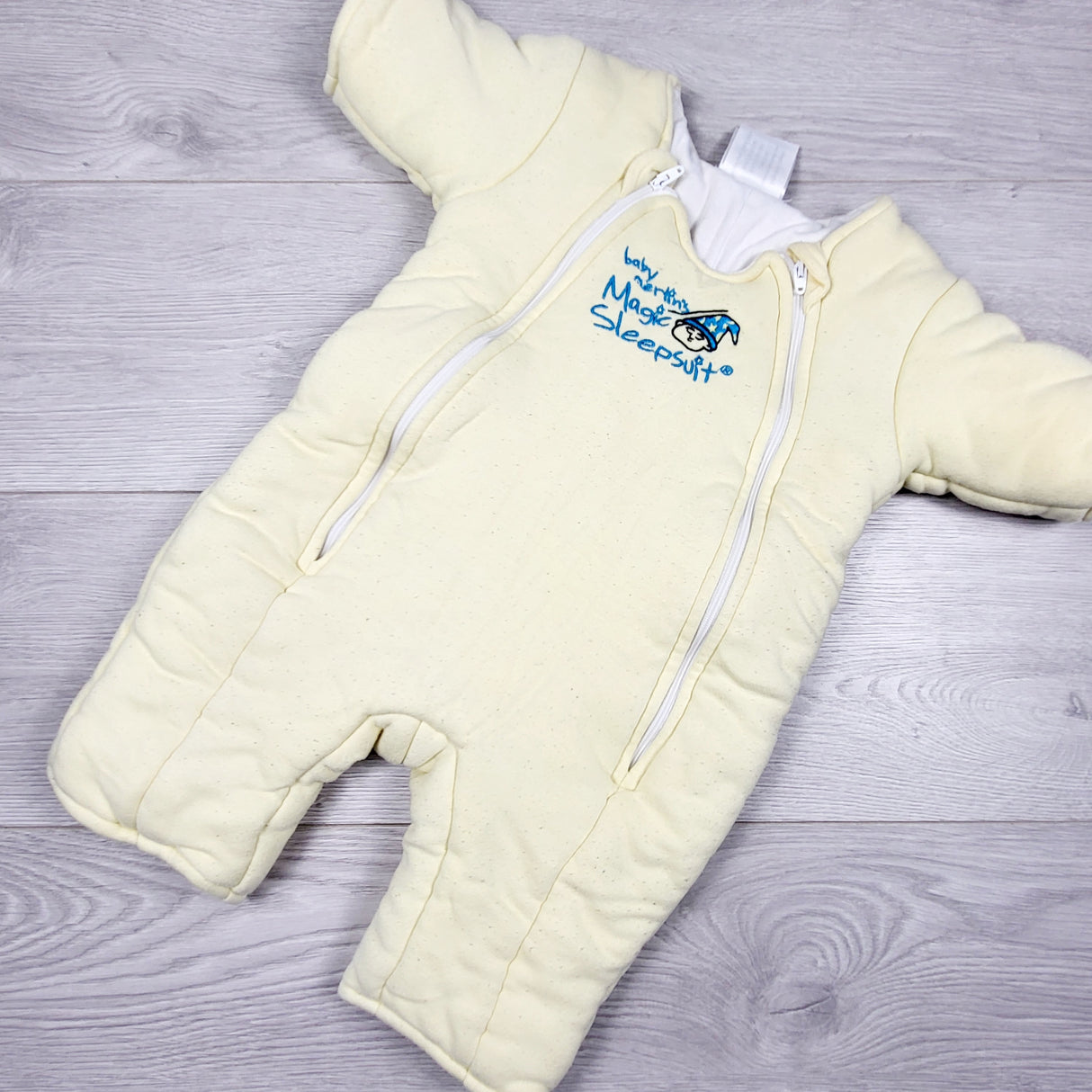 MASO3 - Yellow Baby Merlin's Magic Sleepsuit. Size 6-9 months