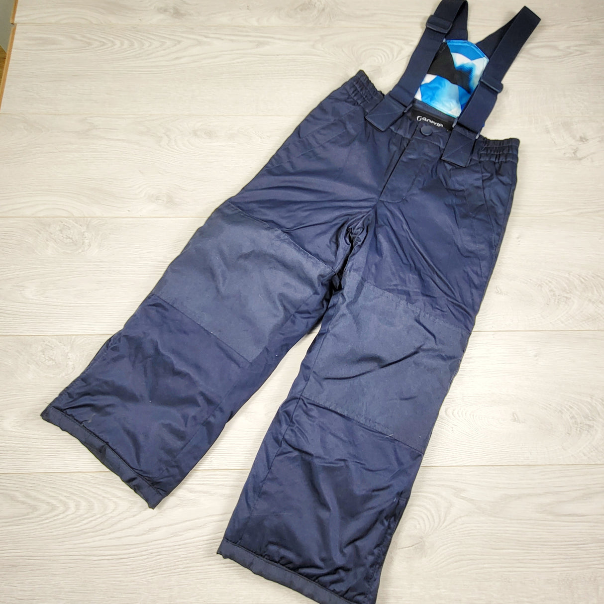 ALWE5 - George navy snow pants. Size 6
