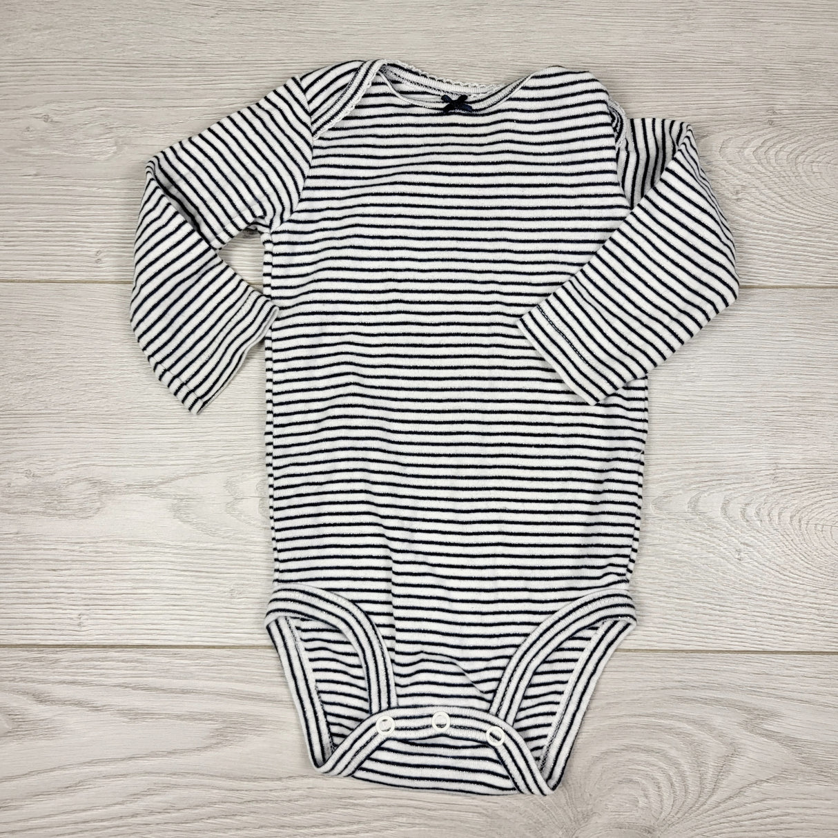 MWLL4 - Carters navy striped bodysuit with silver sparkles. Size 9 months