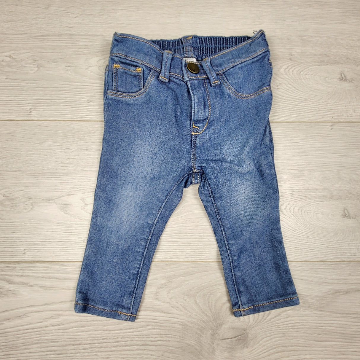 KAMG11 - Gap 1969 skinny jeans. Size 6-12 months