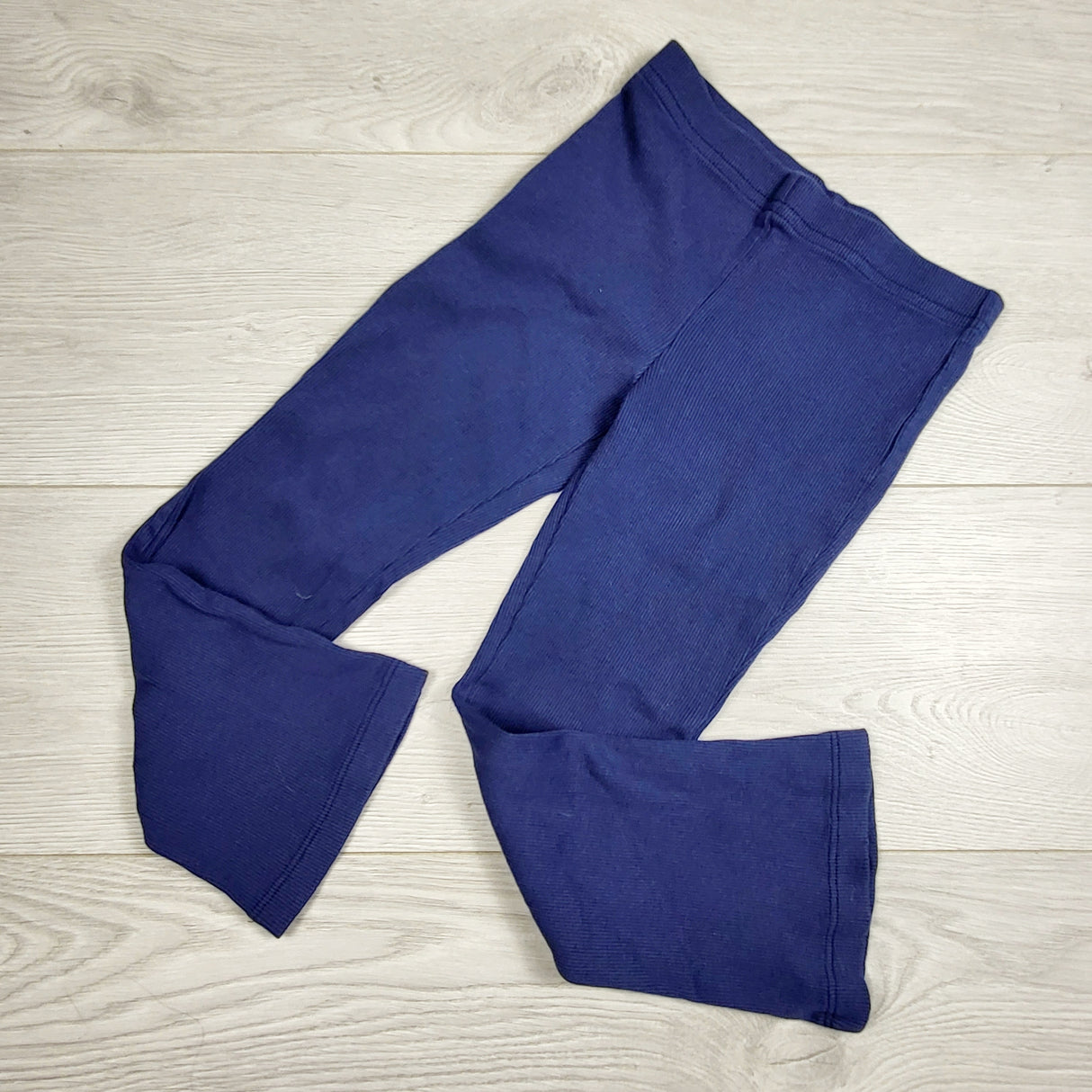 TEMA1 - Carters navy ribbed flare leggings. Size 6/6X
