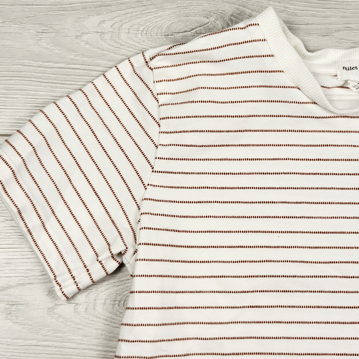 DAMO1 - Mile the Label textured striped t-shirt. Size 7