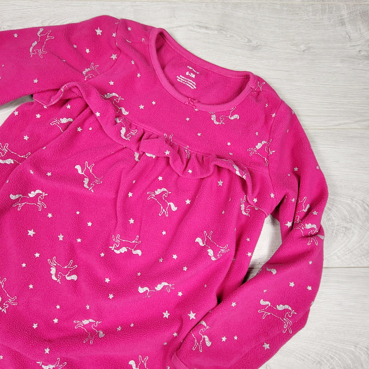 DAMO1 - Carters pink fleece unicorn nightgown. Size 6/7
