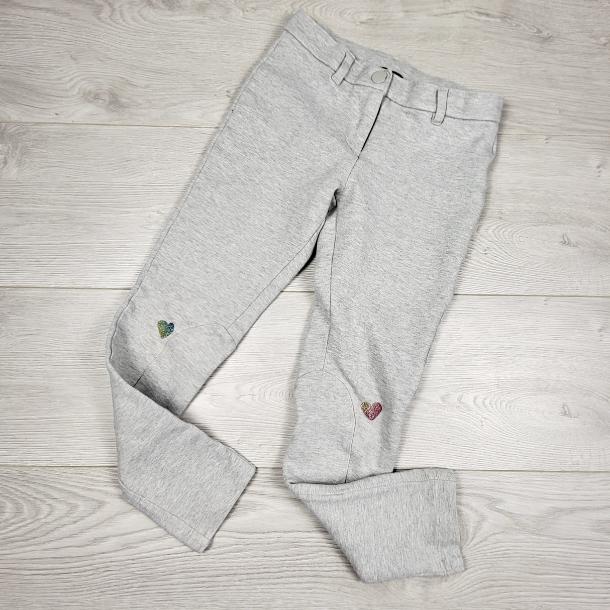 DAMO1 - Gap grey cotton jeggings with sparkle hearts. Size 7