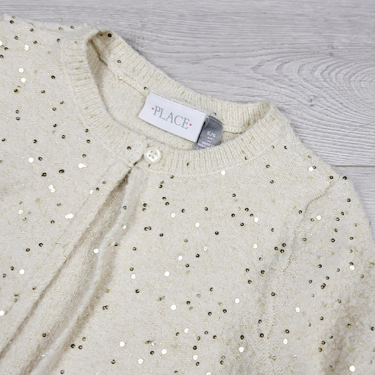 DAMO1 - Children's Place cream and gold sweater with sequins. Size 5/6