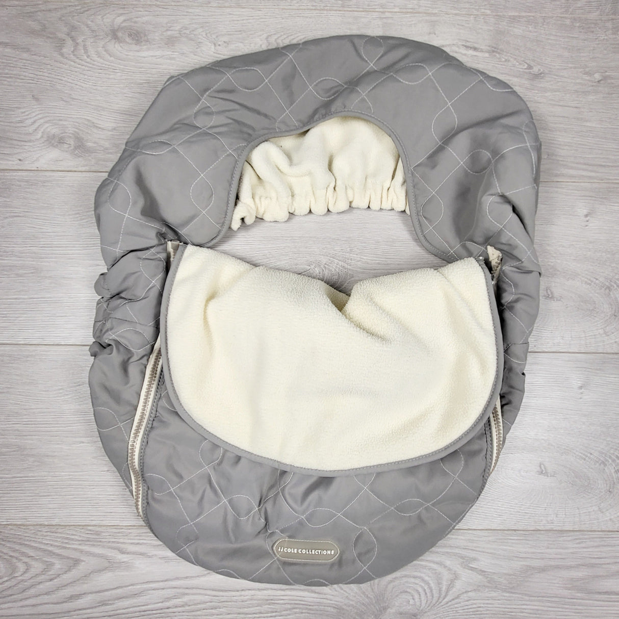 AMST4 - JJ Cole grey fleece lined car seat cover