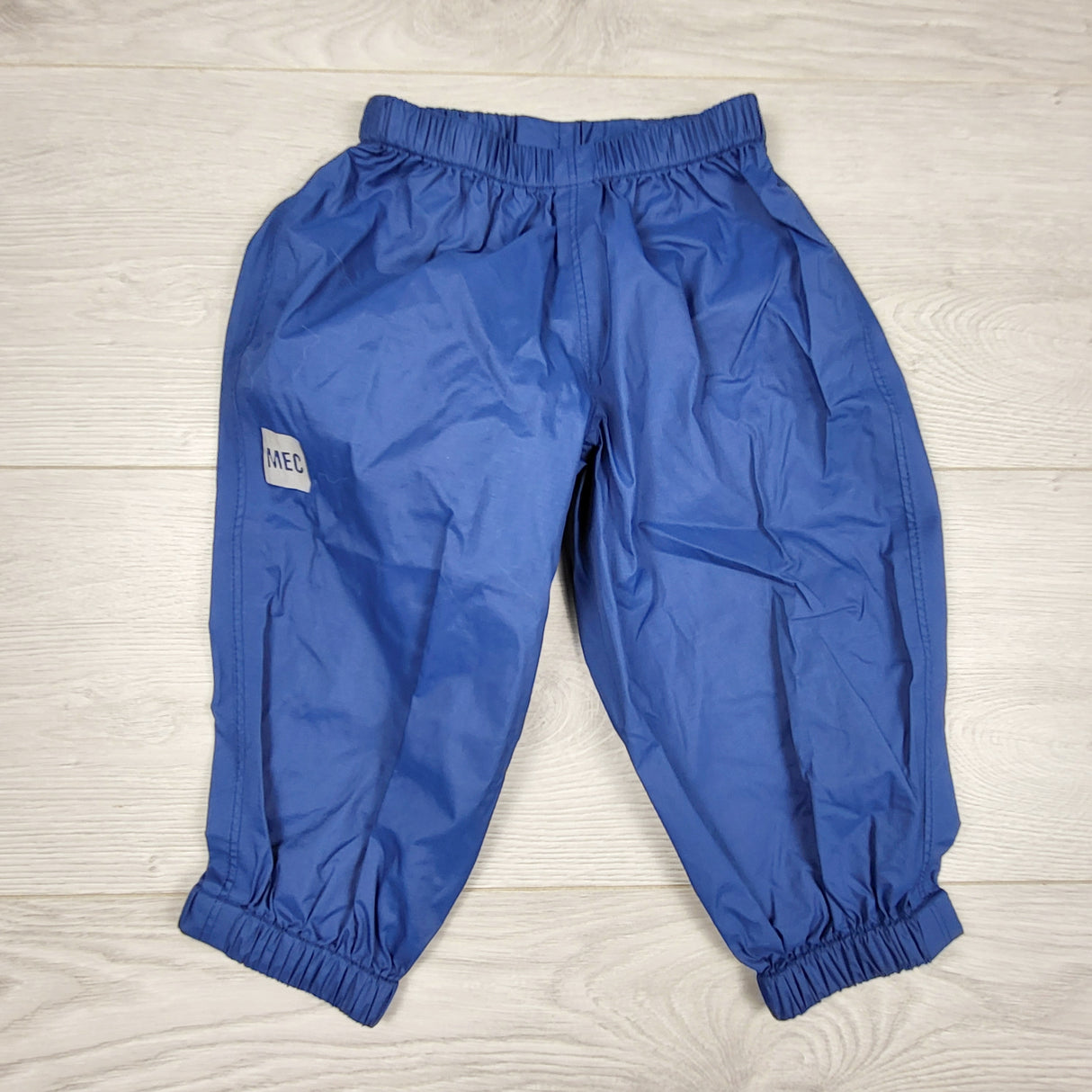 AMST4 - MEC blue rain pants. Size 12 months