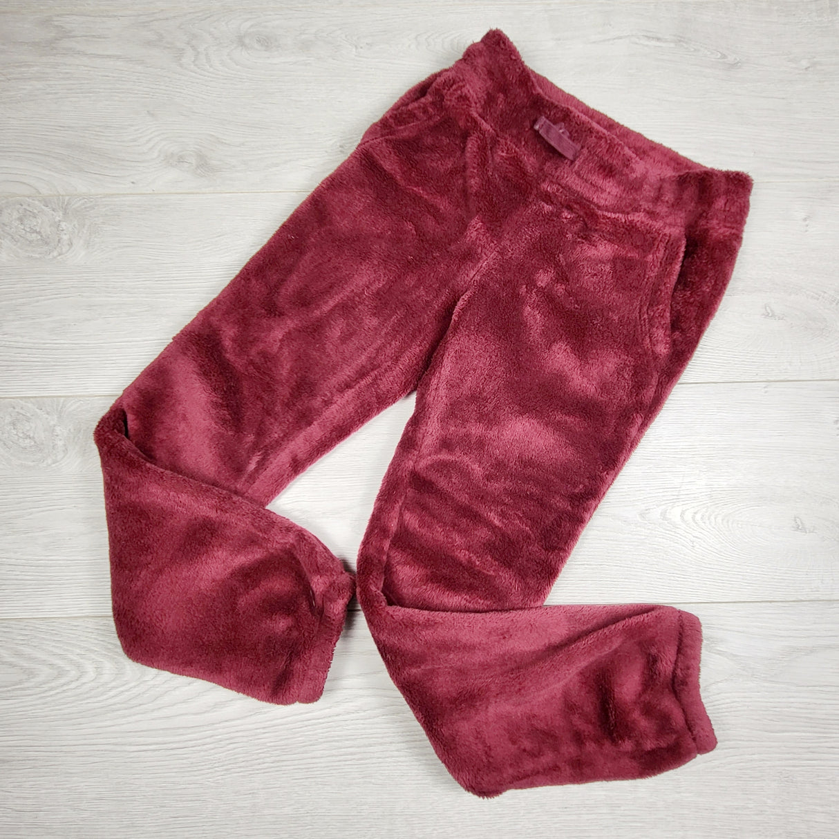 DLJ1 - Old Navy burgundy faux fur pants. Size 8