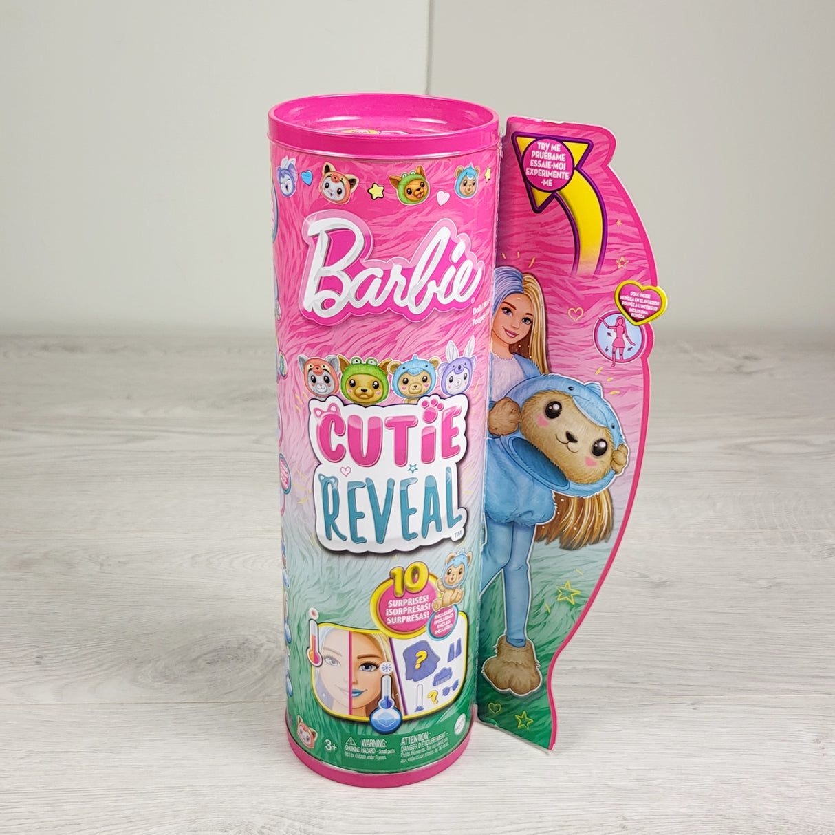 KTBL3 - NEW - Barbie Cute Reveal set + 10 accessories
