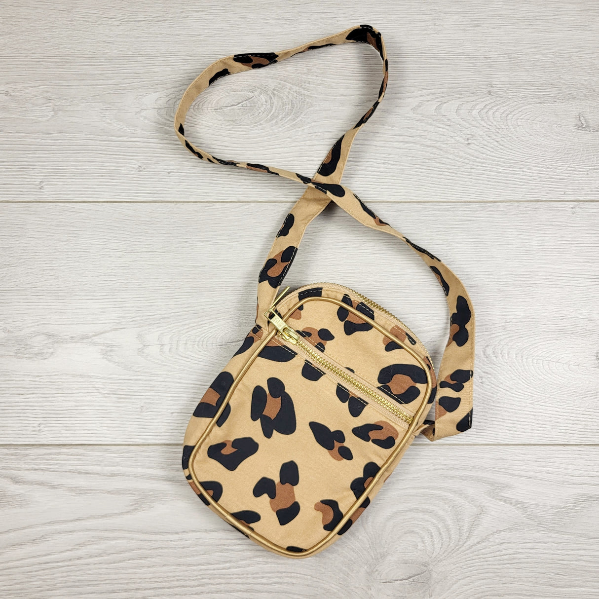 KTBL3 - Small leopard print crossbody bag
