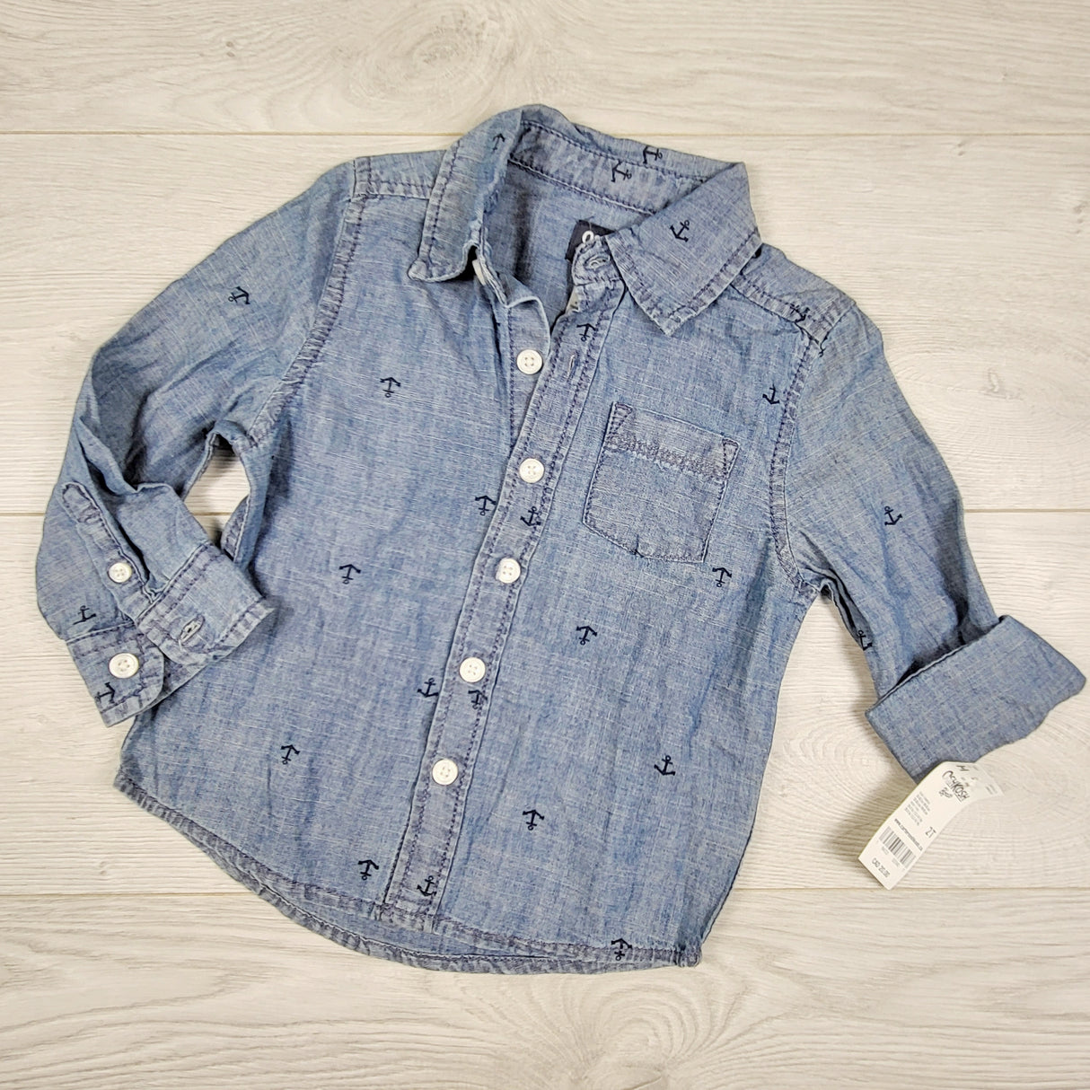 KAMG2 - NEW - Oshkosh chambray button down shirt with anchors. Size 2T
