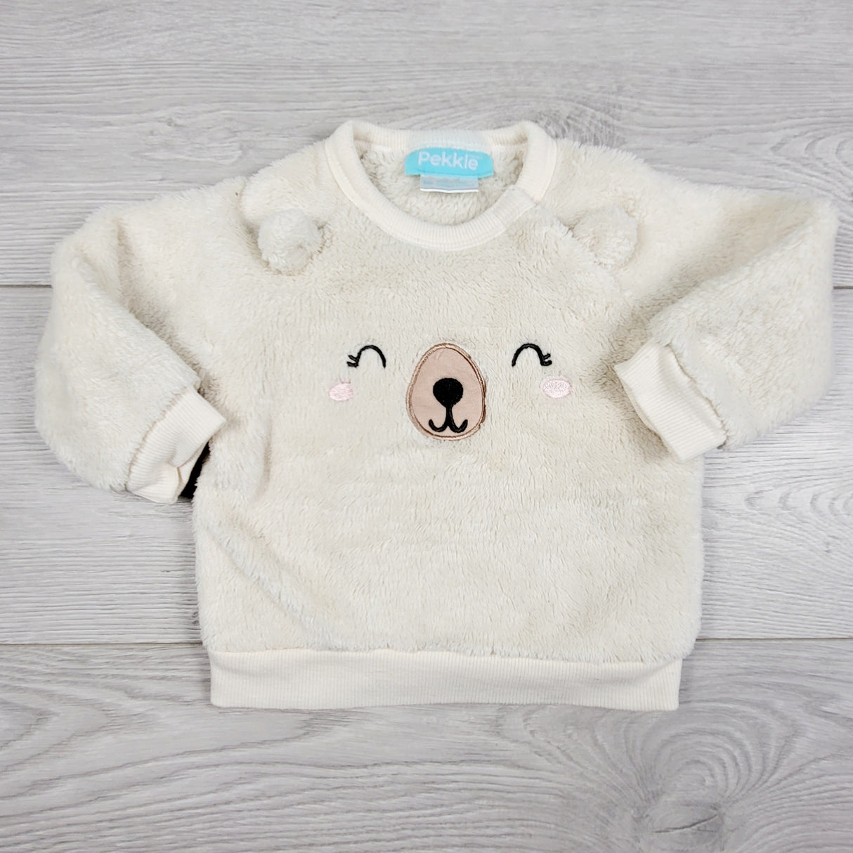 KAMG22 - Pekkle fuzzy bear sweatshirt. Size 9 months
