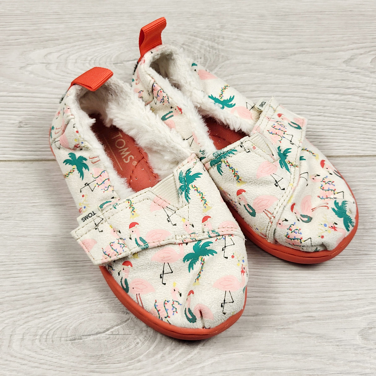 DAMO2 - Toms fur lined canvas shoes with Christmas flamingos. Size 8