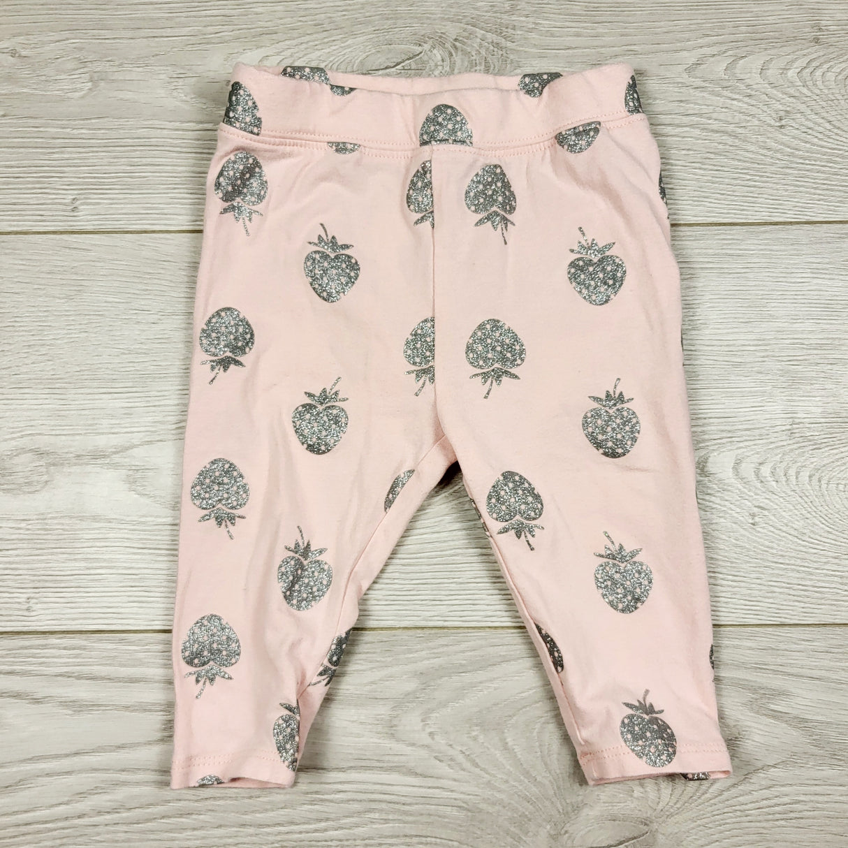 MWLL5 - Gap pink leggings with sparkle strawberries. Size 12-18 months
