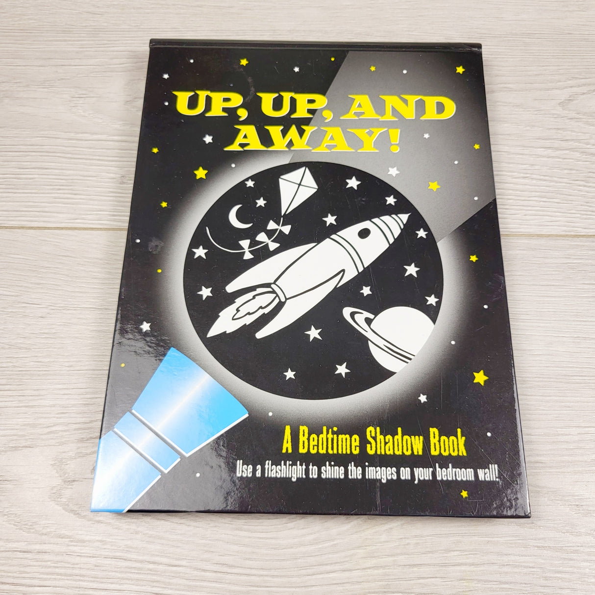 DAMO3 - Up, Up, and Away! A Bedtime Shadow Flashlight Book