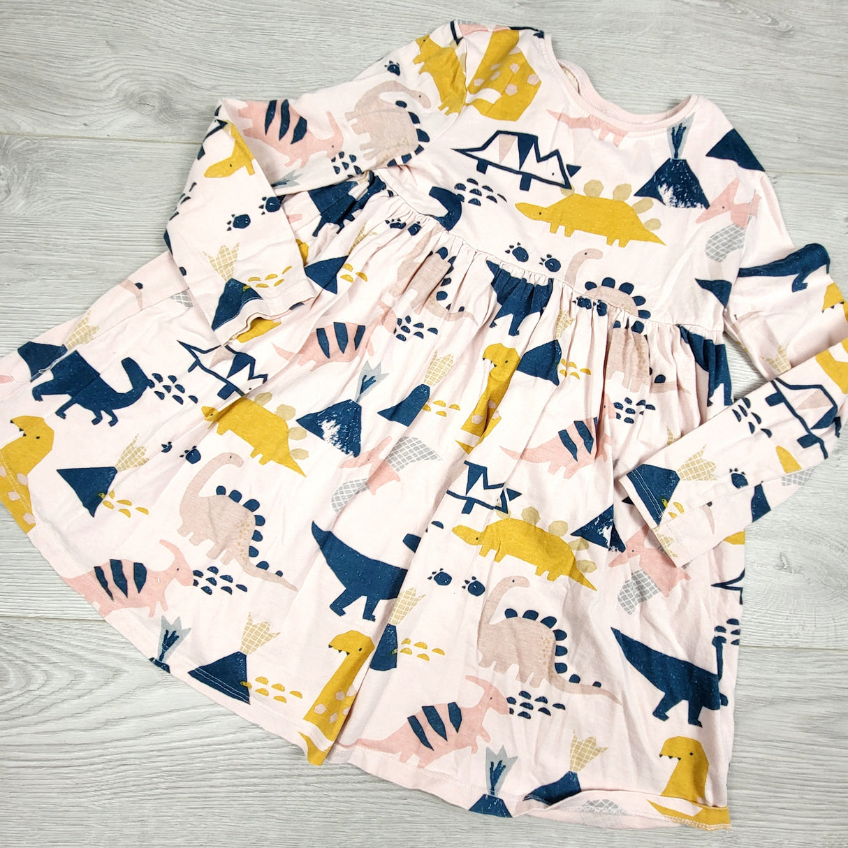VIBU2 - Next pink long sleeve dinosaur dress. Size 6/7