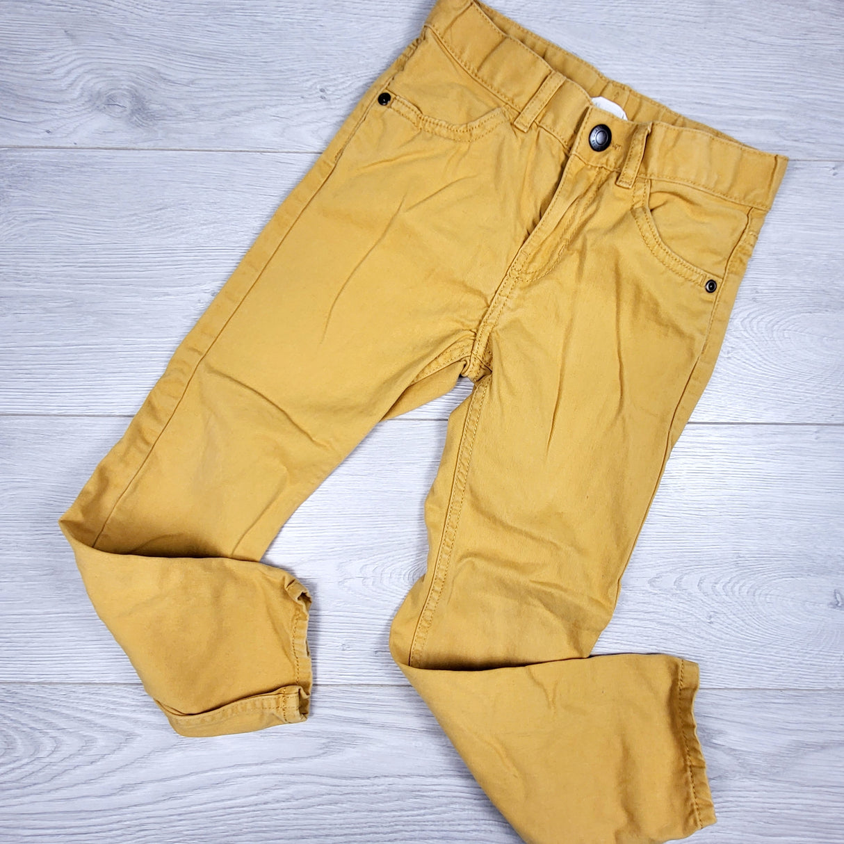 VIBU2 - H and M mustard yellow twill pants. Size 4/5T