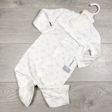 KAMG3 - NEW - Carters white 3pc set with clouds. Size 6 months