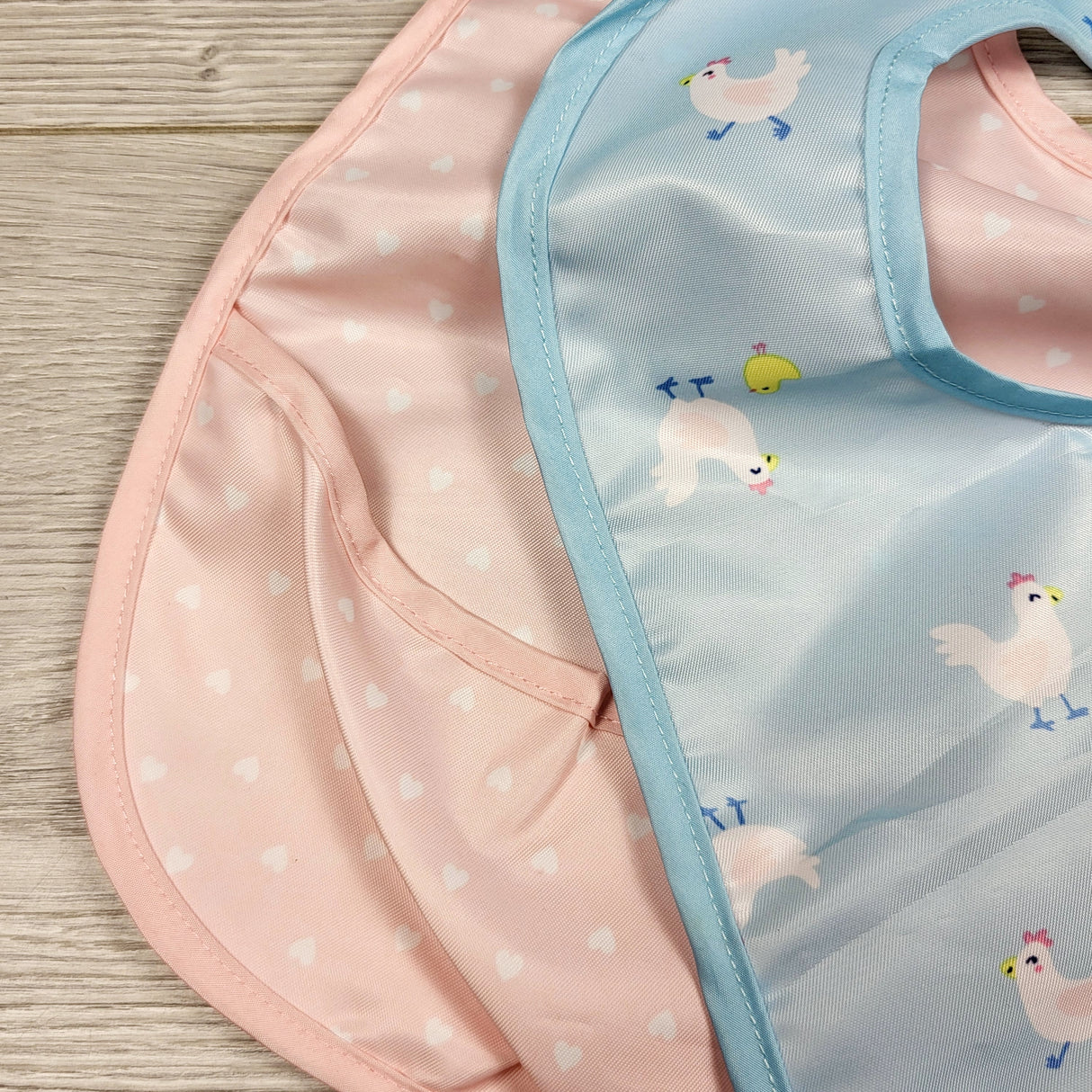 KAMG3 - NEW - Carters pink and blue 2pc bib set