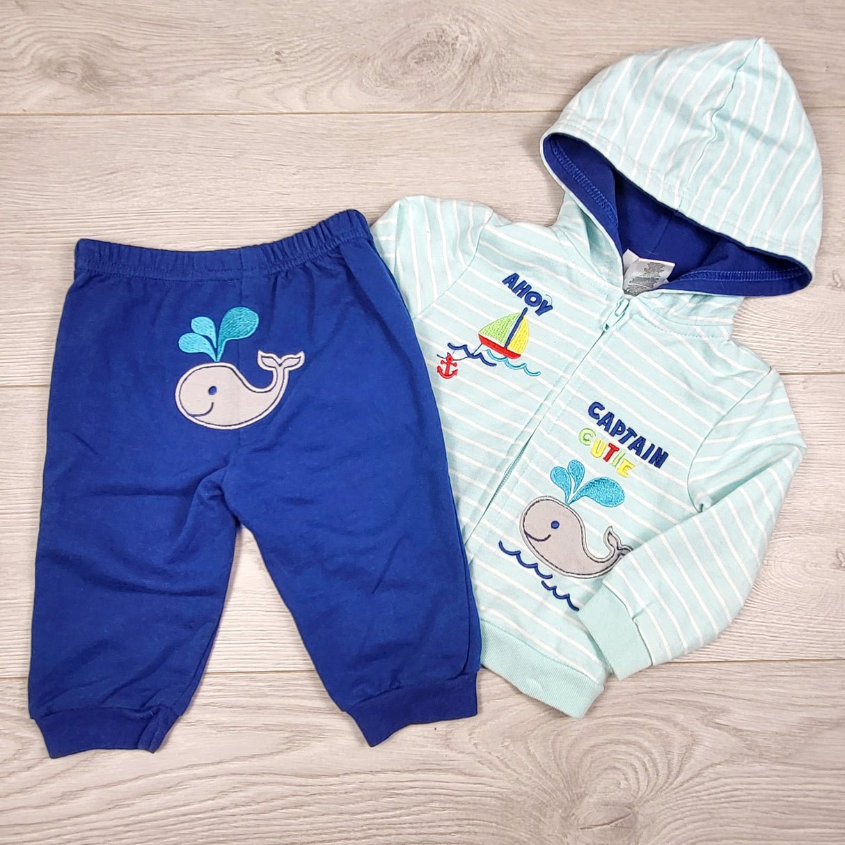 KAMG3 - Buster blue and navy 2pc hoodie set with whales. Size 6-9 months