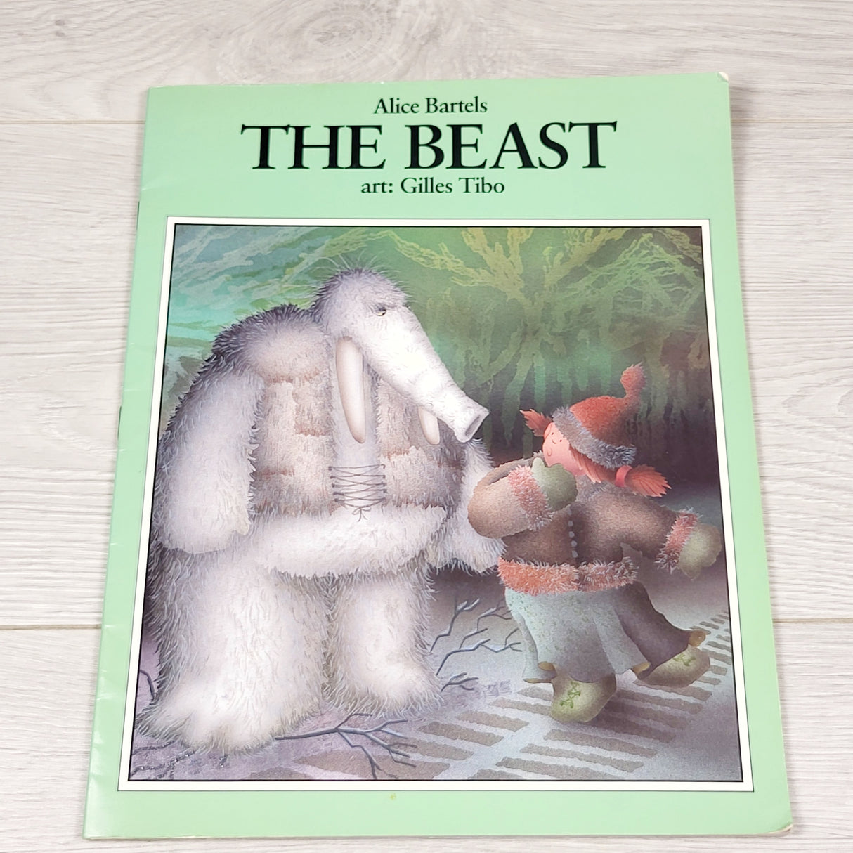 PBQ1 - The Beast. Vintage 1990 soft cover book