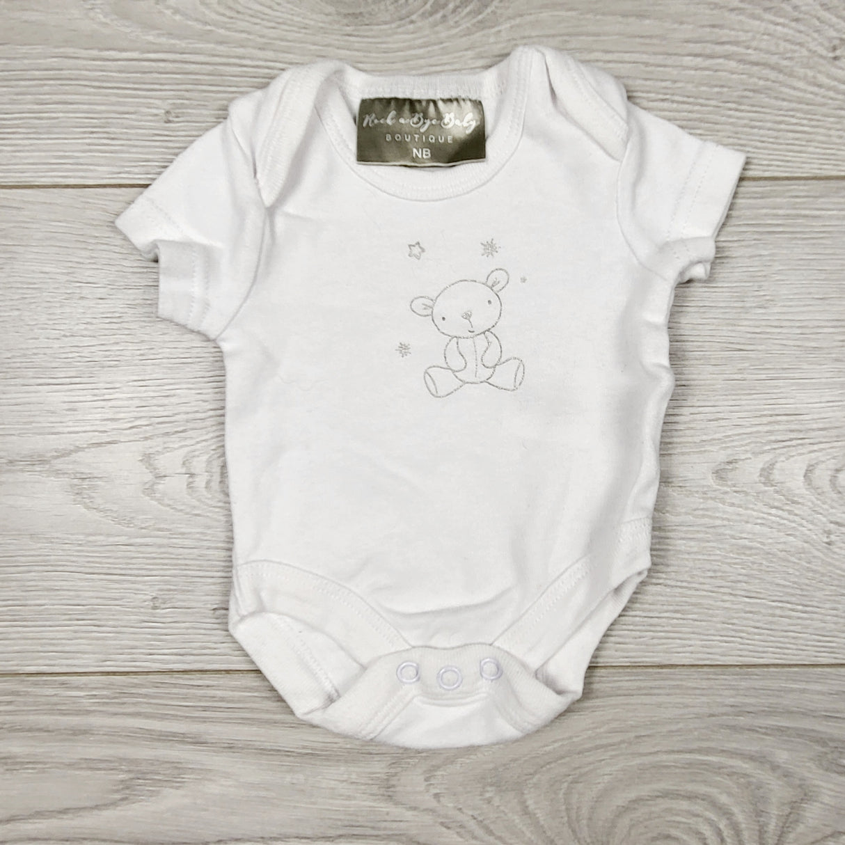 VIBU33 - Rock a Bye Baby white bodysuit with bear. Newborn size