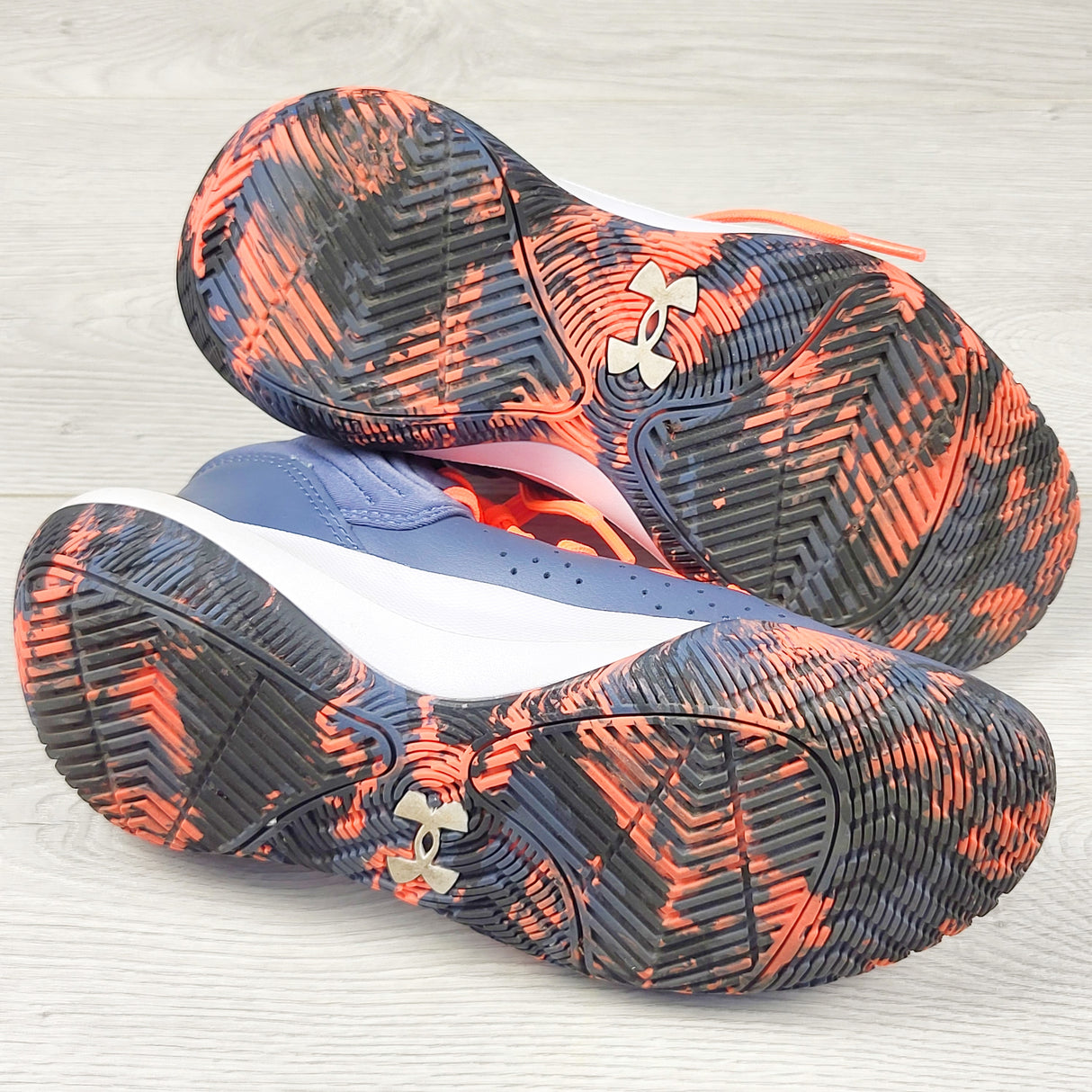 NORE1 - Under Armour "Jet" basketball shoes. Youth size 5